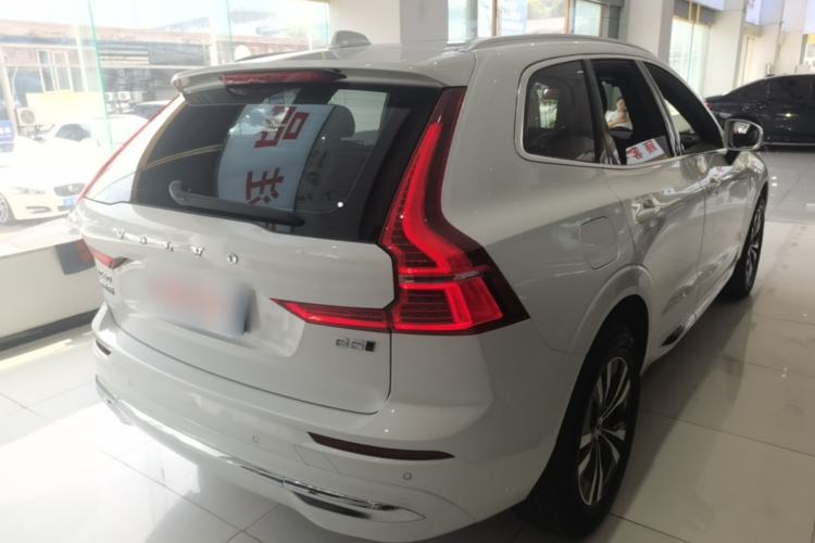 Used Volvo XC60 2022 B5 4x4 Zhiyi Luxury Edition Rear Right 45 Deg