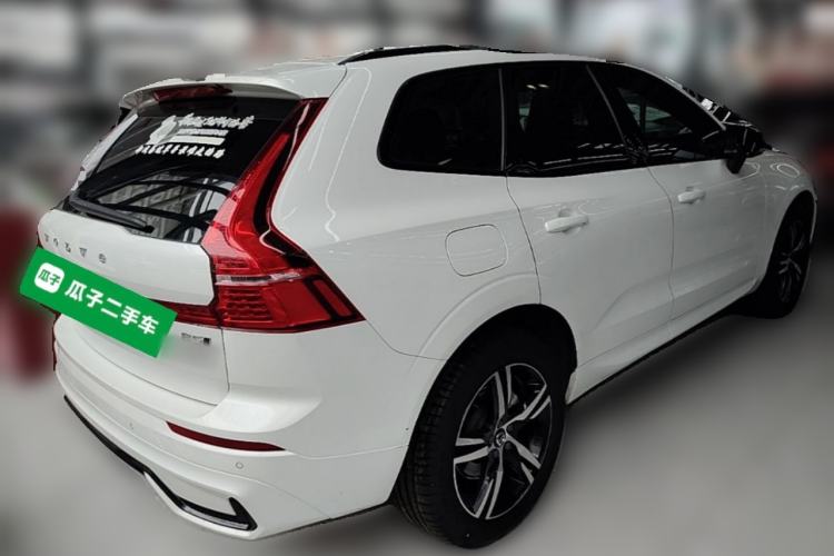 Used Volvo XC60 2022 B5 4x4 Smart & Advanced Sport Edition Rear Right 45 Deg