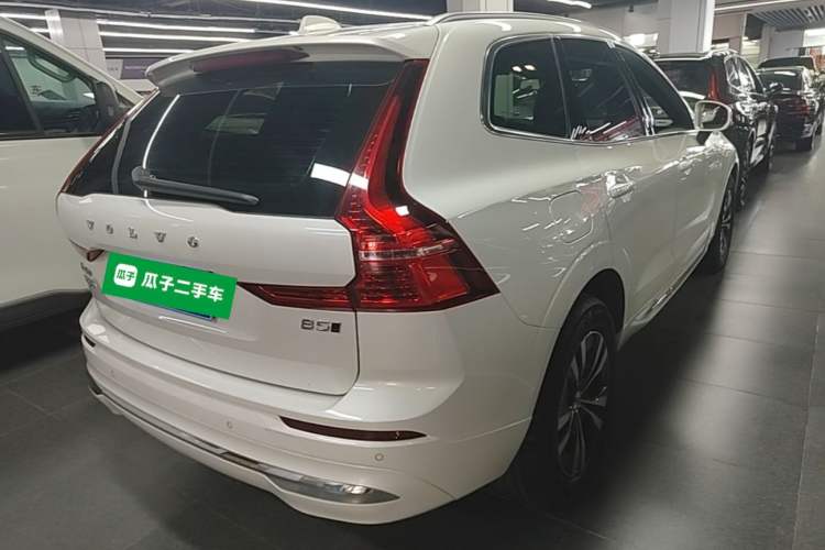 Used Volvo XC60 2022 B5 4x4 Zhiyi Luxury Edition Rear Right 45 Deg