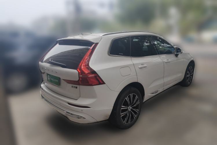 Used Volvo XC60 2022 B5 4x4 Smart Luxury Edition Rear Right 45 Deg