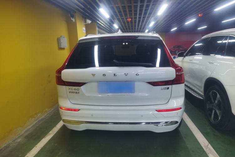 Used Volvo XC60 2022 B5 4x4 Smart Luxury Edition Rear