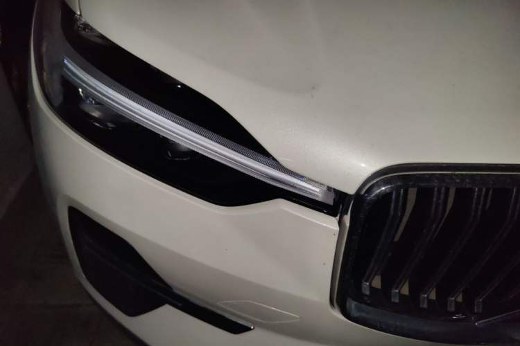 Used Volvo XC60 2022 B5 4x4 Zhiyi Luxury Edition Right Front Headlight