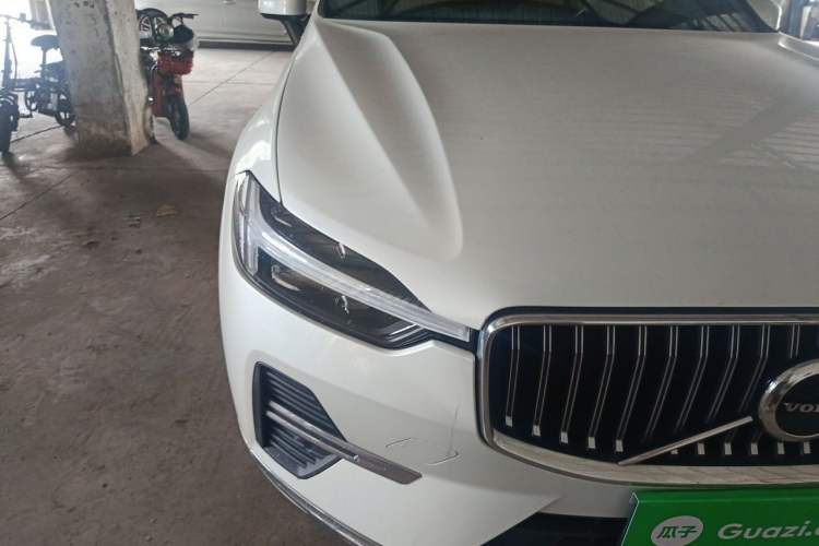 Used Volvo XC60 2022 B5 4x4 Smart Luxury Edition Right Front Headlight