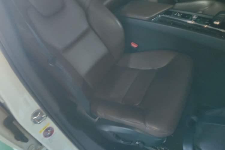 Used Volvo XC60 2022 B5 4x4 Zhiyi Luxury Edition Right Front Seat