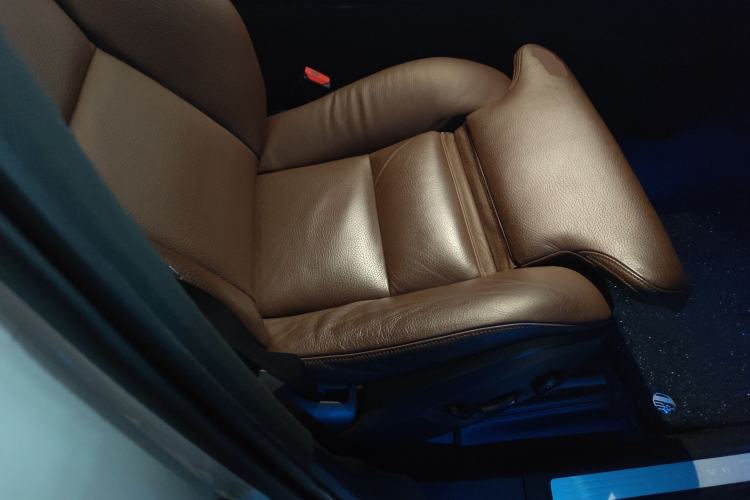 Used Volvo XC60 2022 B5 4x4 Smart Luxury Edition Right Front Seat