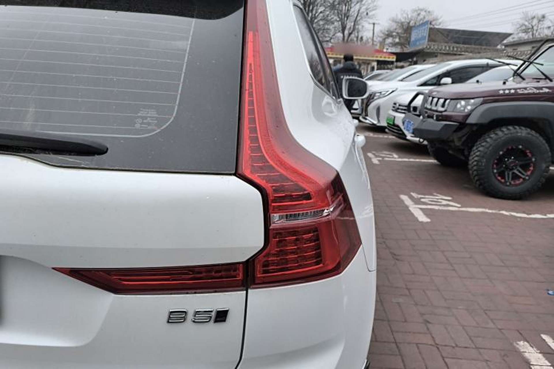Used Volvo XC60 2022 B5 4x4 Zhiyi Luxury Edition Right Rear Taillight