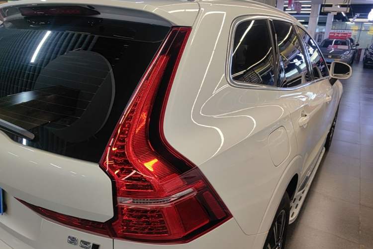 Used Volvo XC60 2022 B5 4x4 Smart Luxury Edition Right Rear Taillight