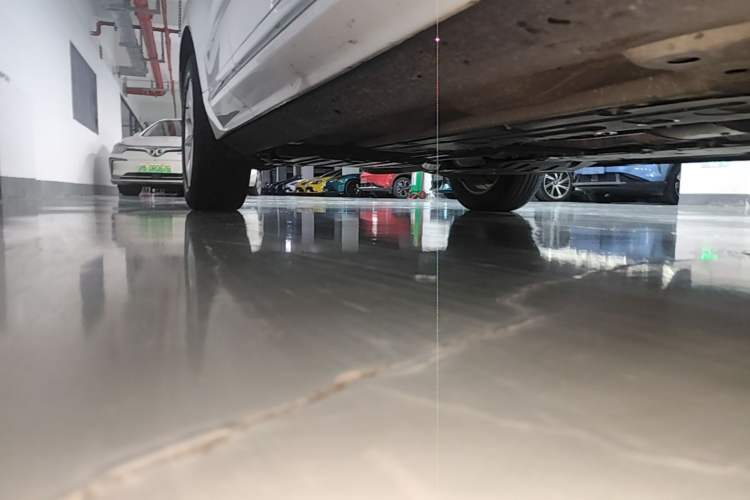 Used Volvo XC60 2022 B5 4x4 Zhiyi Luxury Edition Right Side Sill