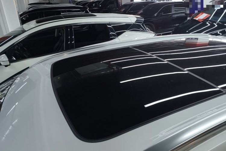 Used Volvo XC60 2022 B5 4x4 Zhiyi Luxury Edition Roof