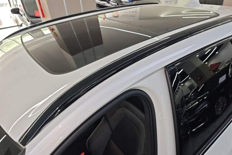 Used Volvo XC60 2022 B5 4x4 Smart & Advanced Sport Edition Roof