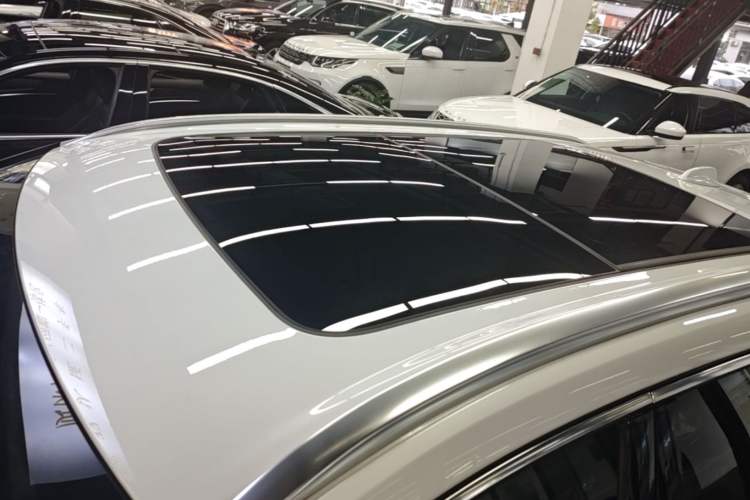 Used Volvo XC60 2022 B5 4x4 Smart Luxury Edition Roof