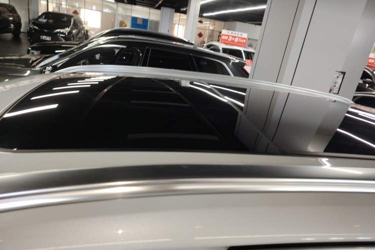 Used Volvo XC60 2022 B5 4x4 Zhiyi Luxury Edition Roof