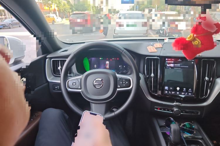Used Volvo XC60 2022 B5 4x4 Zhiyi Luxury Edition Steering Wheel