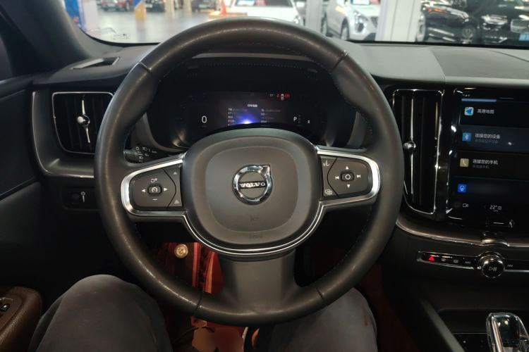 Used Volvo XC60 2022 B5 4x4 Zhiyi Luxury Edition Steering Wheel