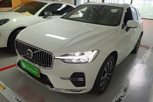 Used Volvo XC60 2022 B5 4x4 Smart Luxury Edition