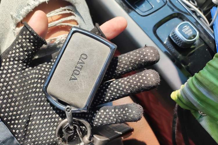 Used Volvo XC60 2022 B5 4x4 Zhiyi Luxury Edition Vehicle Key