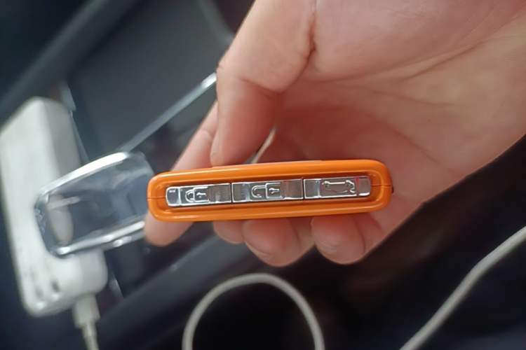 Used Volvo XC60 2022 B5 4x4 Smart Luxury Edition Vehicle Key