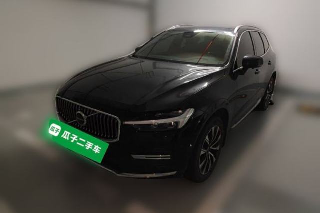 Used Volvo XC60 2023 B5 4x4 Smart Luxury Edition