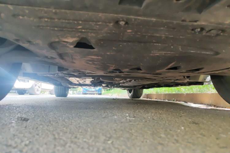Used Volvo XC60 2023 B5 4x4 Smart Luxury Edition Chassis Front