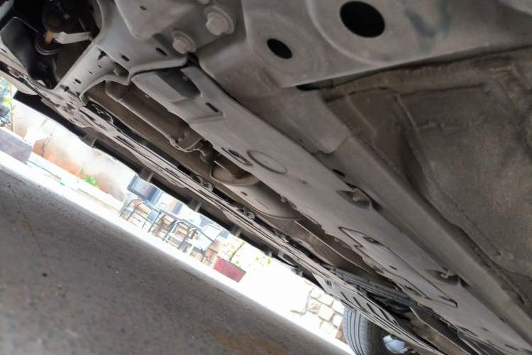 Used Volvo XC60 2023 B5 4x4 Smart Luxury Edition Chassis Front Left