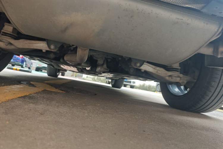 Used Volvo XC60 2023 B5 4x4 Smart Luxury Edition Chassis Rear
