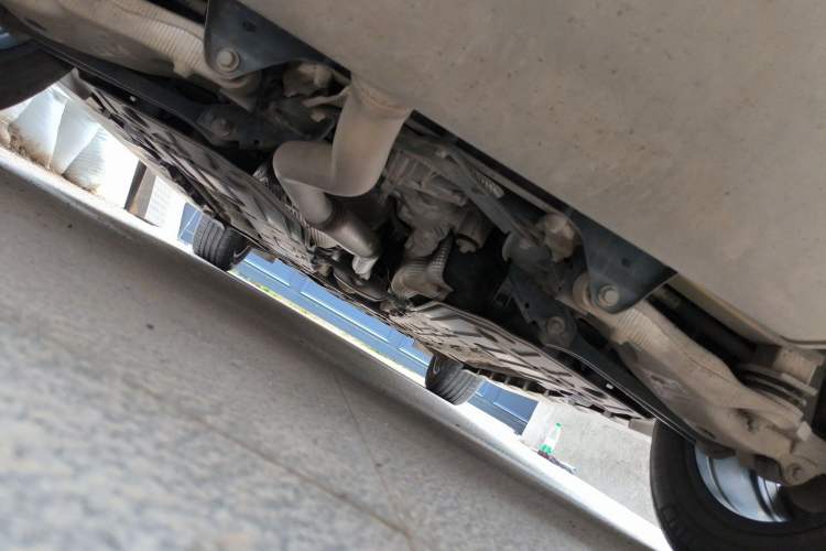 Used Volvo XC60 2023 B5 4x4 Smart Luxury Edition Chassis Rear