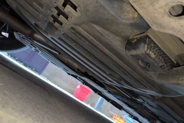 Used Volvo XC60 2023 B5 4x4 Smart Luxury Edition Chassis Rear Right