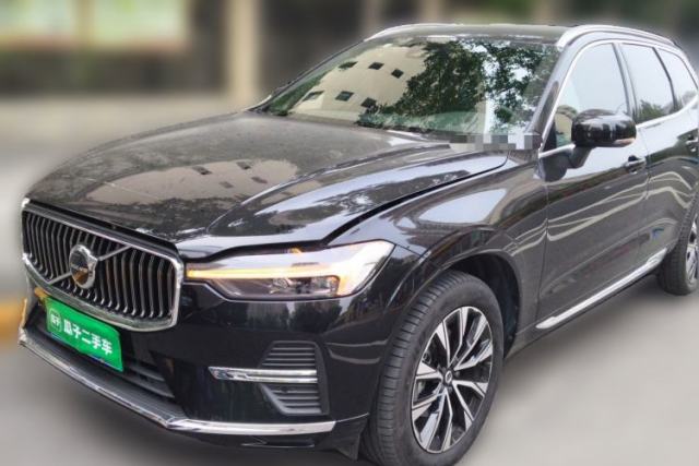 Used Volvo XC60 2023 B5 4x4 Smart Luxury Edition