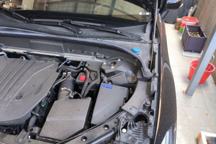 Used Volvo XC60 2023 B5 4x4 Smart Luxury Edition Engine Bay Left