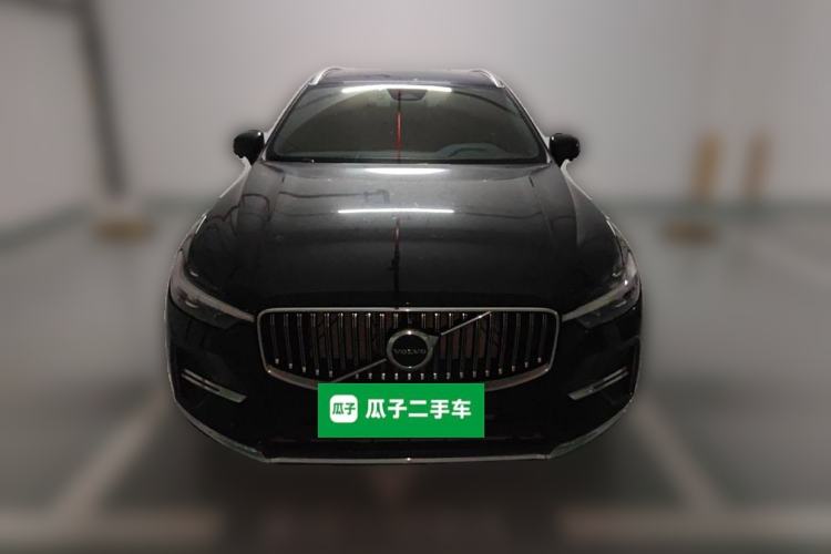 Used Volvo XC60 2023 B5 4x4 Smart Luxury Edition Exterior 1
