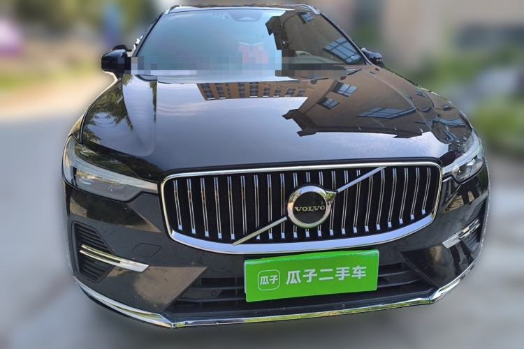 Used Volvo XC60 2023 B5 4x4 Smart Luxury Edition Front