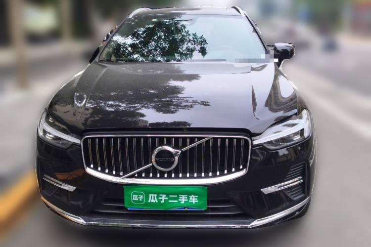 Used Volvo XC60 2023 B5 4x4 Smart Luxury Edition Front