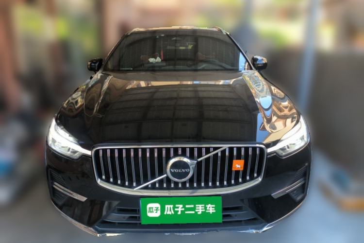 Used Volvo XC60 2023 B5 4x4 Smart Luxury Edition Front