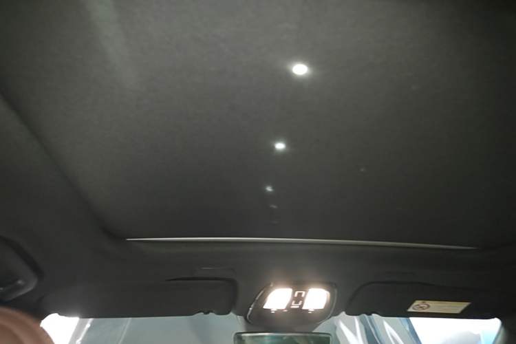 Used Volvo XC60 2023 B5 4x4 Smart Luxury Edition Headliner