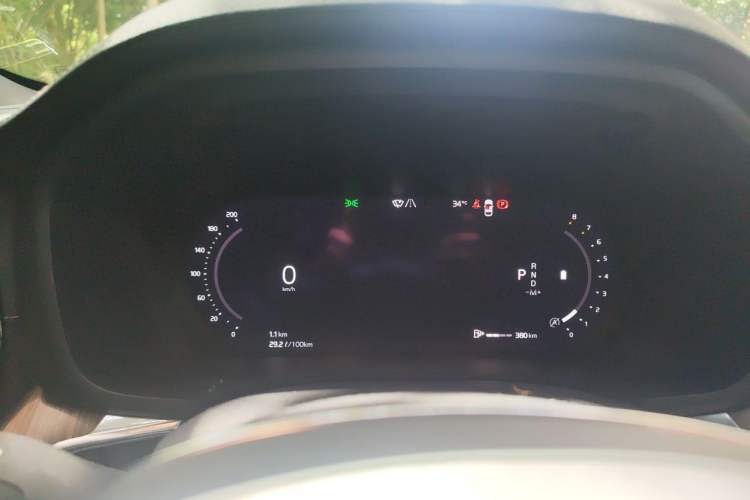 Used Volvo XC60 2023 B5 4x4 Smart Luxury Edition Instrument Cluster