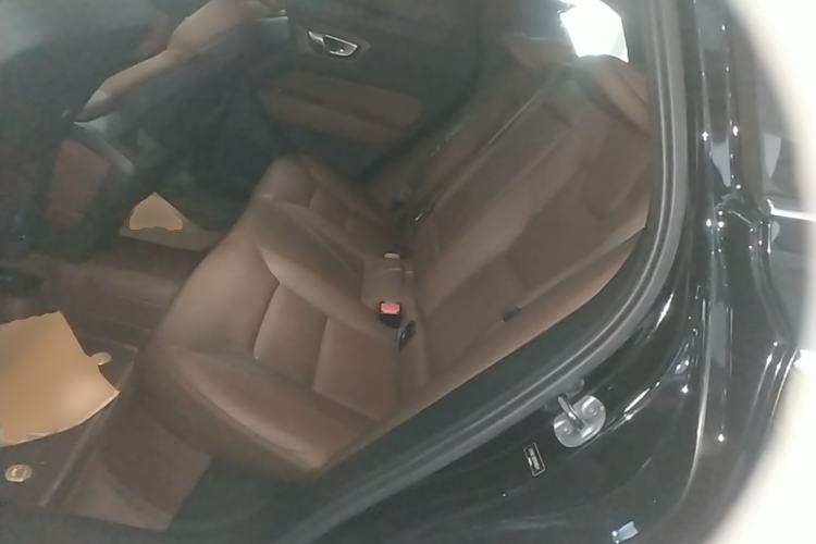 Used Volvo XC60 2023 B5 4x4 Smart Luxury Edition Left Rear Seat