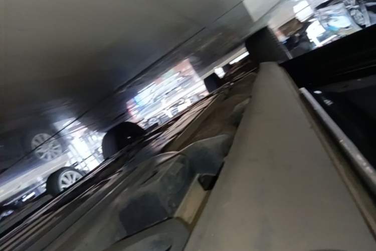 Used Volvo XC60 2023 B5 4x4 Smart Luxury Edition Left Side Sill