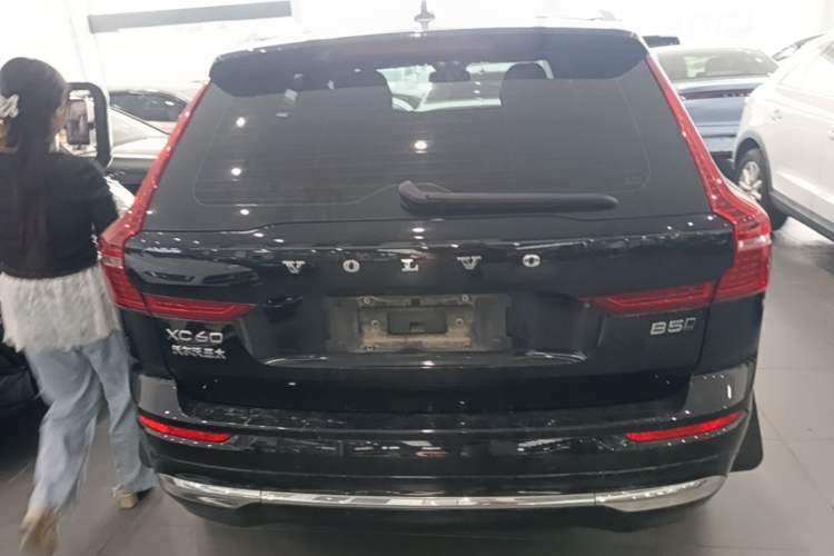 Used Volvo XC60 2023 B5 4x4 Smart Luxury Edition Rear