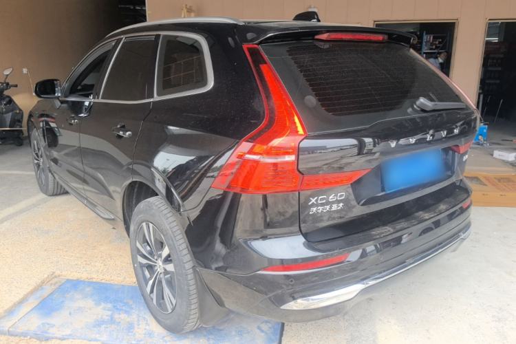 Used Volvo XC60 2023 B5 4x4 Smart Luxury Edition Rear Left 45 Deg
