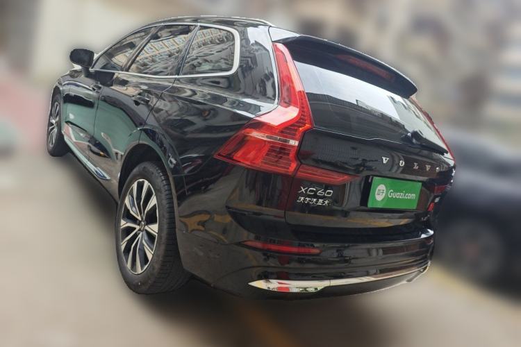 Used Volvo XC60 2023 B5 4x4 Smart Luxury Edition Rear Left 45 Deg