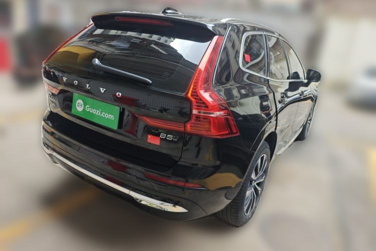Used Volvo XC60 2023 B5 4x4 Smart Luxury Edition Rear Right 45 Deg