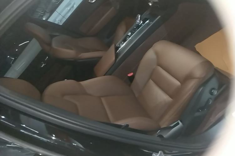 Used Volvo XC60 2023 B5 4x4 Smart Luxury Edition Right Front Seat