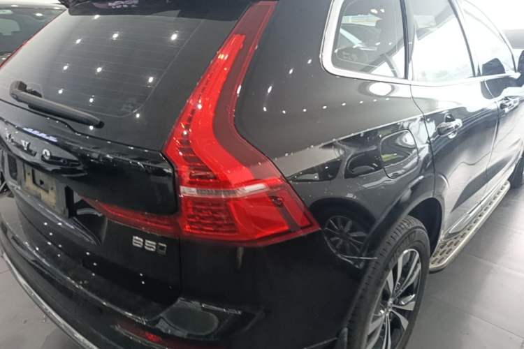 Used Volvo XC60 2023 B5 4x4 Smart Luxury Edition Right Rear Taillight
