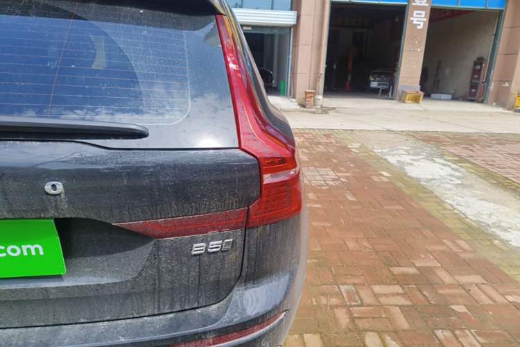 Used Volvo XC60 2023 B5 4x4 Smart Luxury Edition Right Rear Taillight