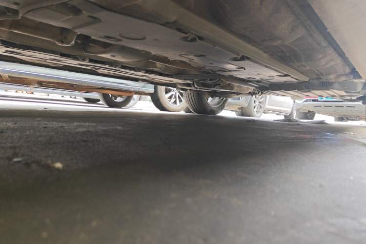 Used Volvo XC60 2023 B5 4x4 Smart Luxury Edition Chassis Front Left