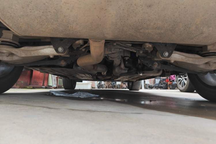 Used Volvo XC60 2023 B5 4x4 Smart Luxury Edition Chassis Rear