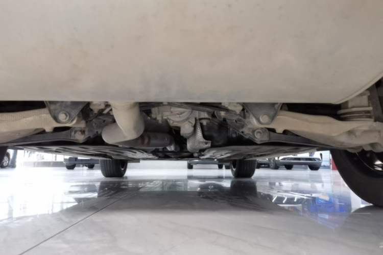 Used Volvo XC60 2023 B5 4x4 Smart Luxury Edition Chassis Rear
