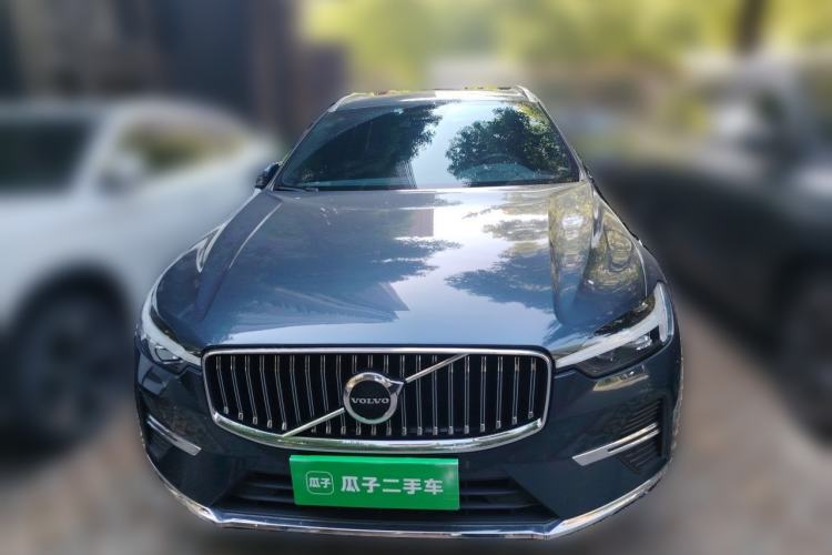 Used Volvo XC60 2023 B5 4x4 Smart Luxury Edition Front