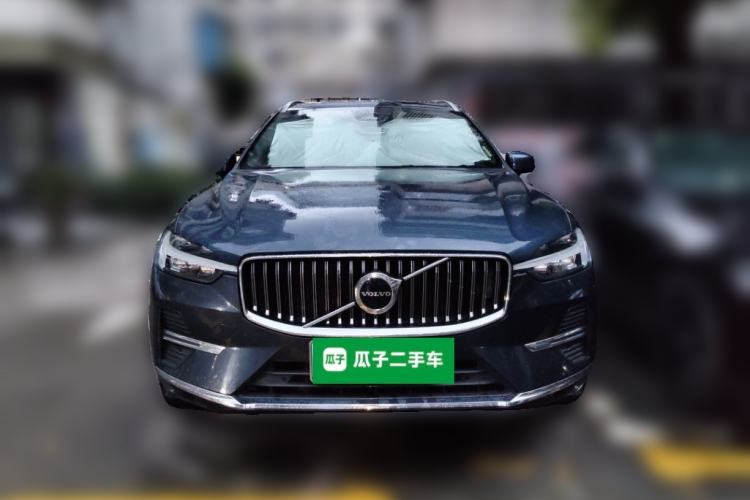 Used Volvo XC60 2023 B5 4x4 Smart Luxury Edition Front