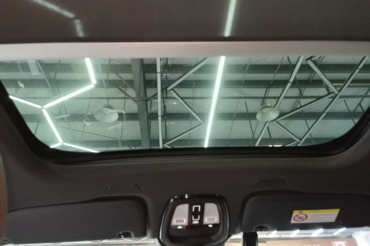 Used Volvo XC60 2023 B5 4x4 Smart Luxury Edition Headliner